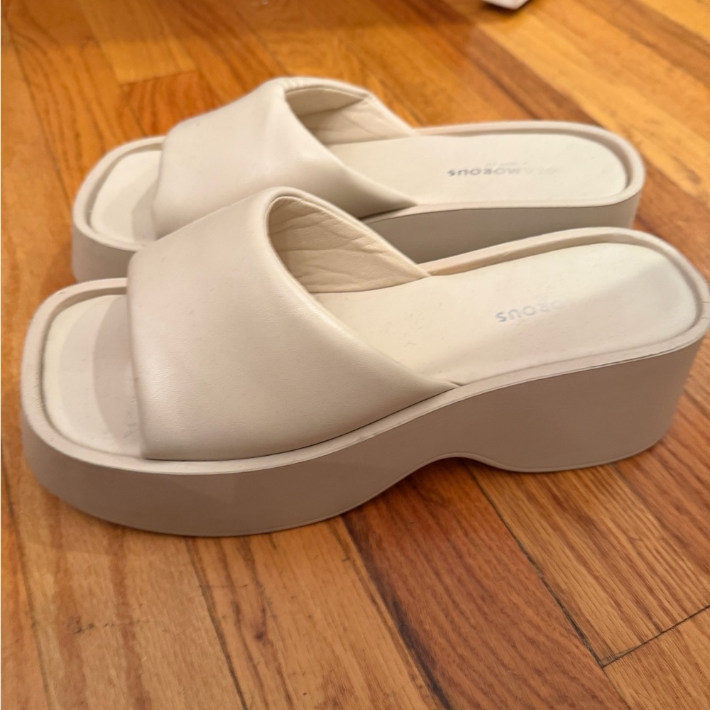 Platform Slide Sandals in Cream - Women's Comfortable Summer Shoes